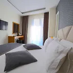 Almina inn Hotel