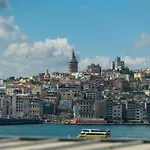 Elanaz Hotel