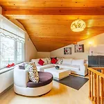 Amazing Flat With Sea View In Bakirkoy