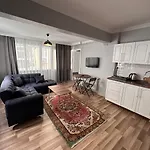 Modern Apart Close To Blue Mosque And Hagia Sophia Old City
