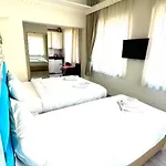 Malabadi Deluxe Suites & Studios