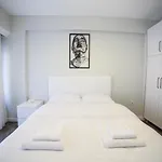 Modern Super Chic Duplex With A Terrace At The Heart Of City!