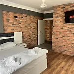 Karaca Suite