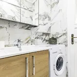 Modern Stylish Cozy Flat In The Heart Of Kadikoy