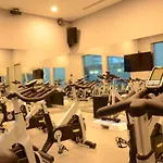 -Comfortable Living Space- Fully Equipped Apartment -Pullman Hotel