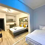 Hotel The Neom Suites