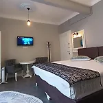 Little Palace Blue Apartment