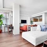 Signature Luxury Apartment At Galataport / Emre 11
