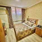 Grand Papirus Hotel
