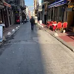 Konak Suite In The Bar Street