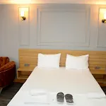 Waves Hotel