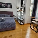 Modern - Affordable - Spacious At City Center