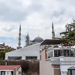 Seraglio Hotel & Suites