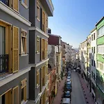 Bright Modern Design New Duplex Loft Patio! #145