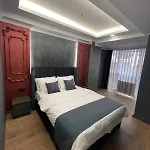 Dolce Comfort Suites Hotel