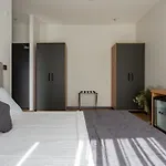 Atm Suit Otel
