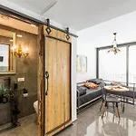 Villa Pera Suite Hotel