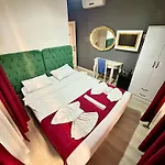 Old City Family Hotel