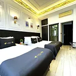 Angel\'S Home Suites - Angel Group Hotels