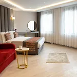 The Kuelsuemz Hotel