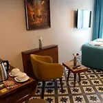 Pera Luna Residence
