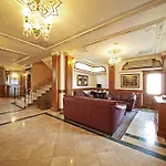 Azade Hotel