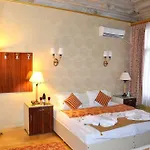Mila Boutique Hotel