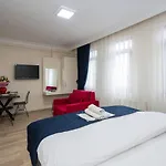 Taksim Fidan Suite