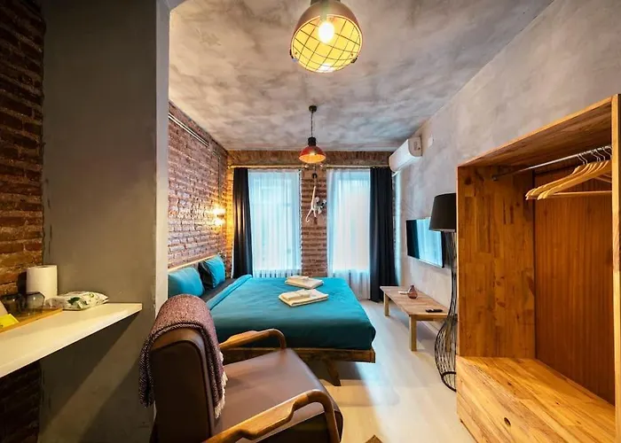 Classy Furnished Studio In The Heart Of Karakoey
