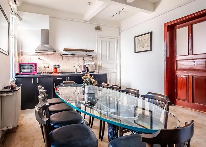 Unique Flat With Excellent Location In Beyoglu