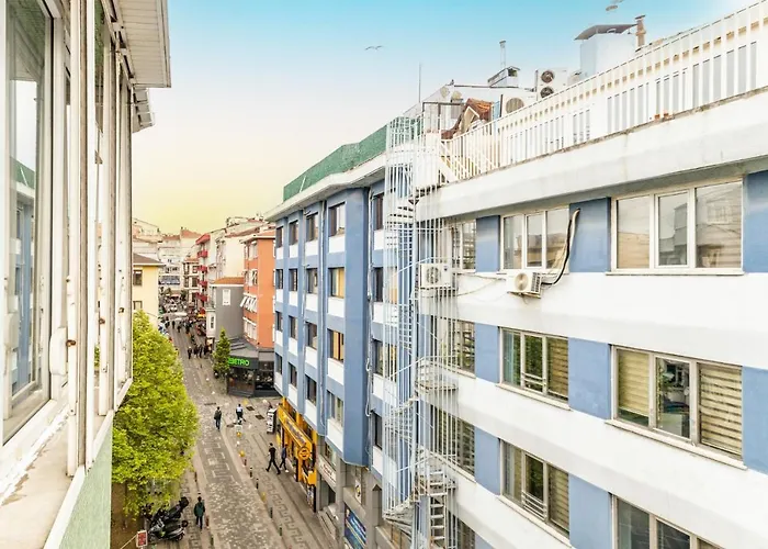 Modern Stylish Cozy Flat In The Heart Of Kadikoy