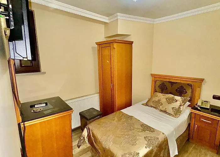 Grand Papirus Hotel