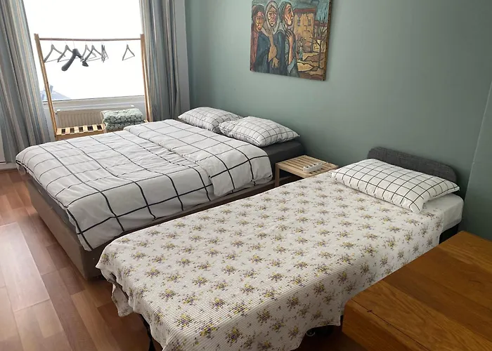 Üsküdar\'ın merkezinde kiralık 2+1 daire