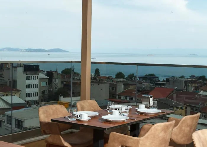 Belmond Hotel