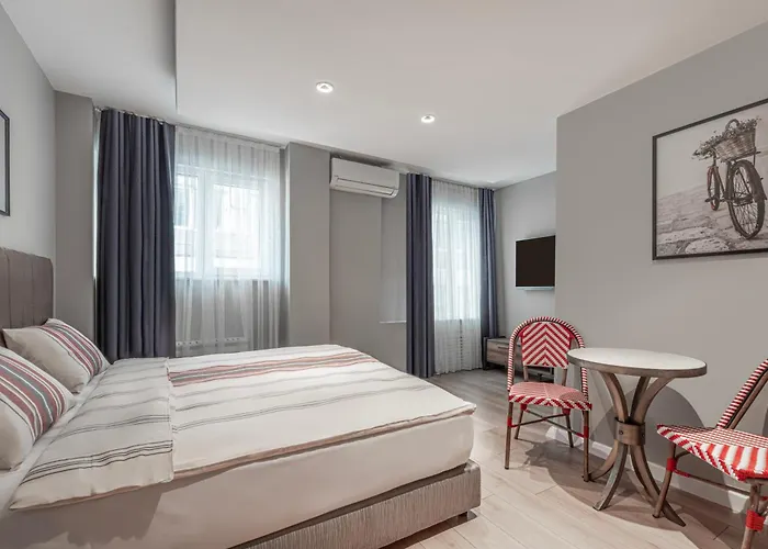 Magna Blue Suites