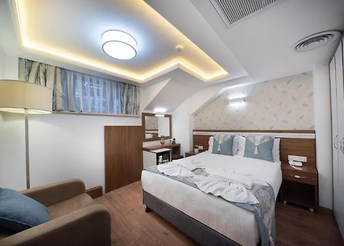 Room In Guest Room - Lika Hotel - Comfortable Double Room In Istanbul