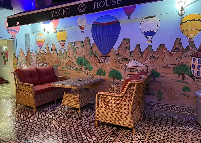Sultanahmet Blue Yacht House