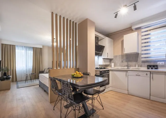 Ciragan Apart Bosphorus