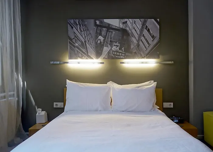 I\'Zaz Lofts