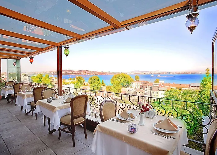 Azade Hotel