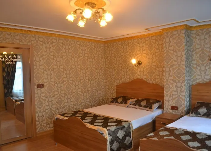 La Casa Suites
