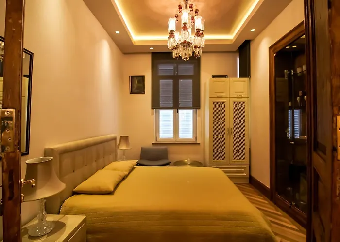 Maroon Residence