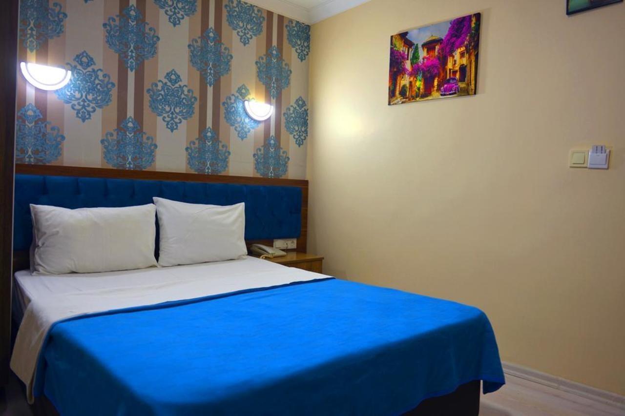 Marina Hotel