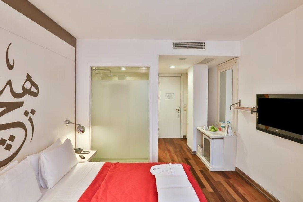 Millennium Hotel 4*