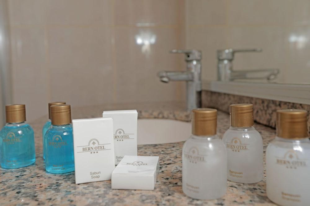 Bern Hotel 3*