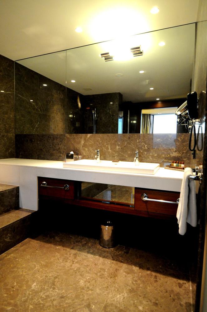 Sheraton Atakoy Hotel Istanbul