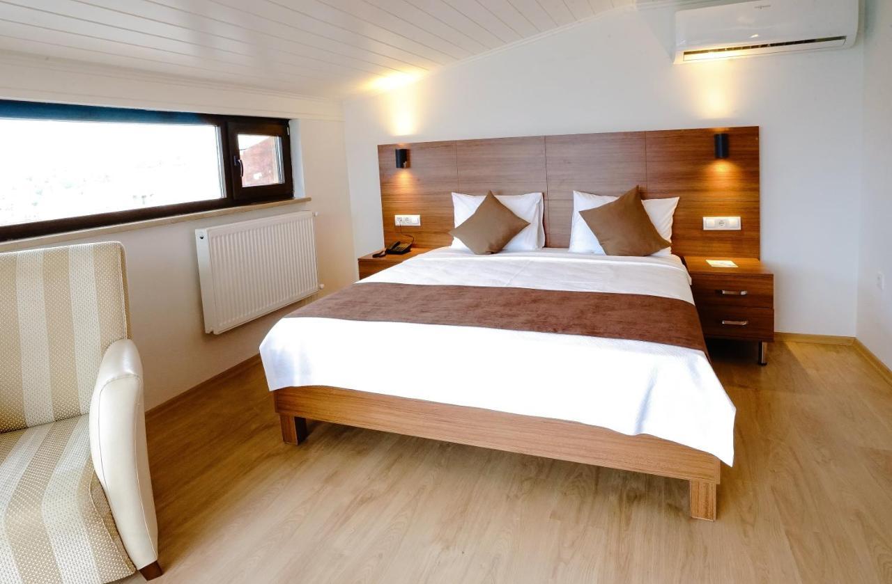 Class Bosphorus With Jacuzzi 2*