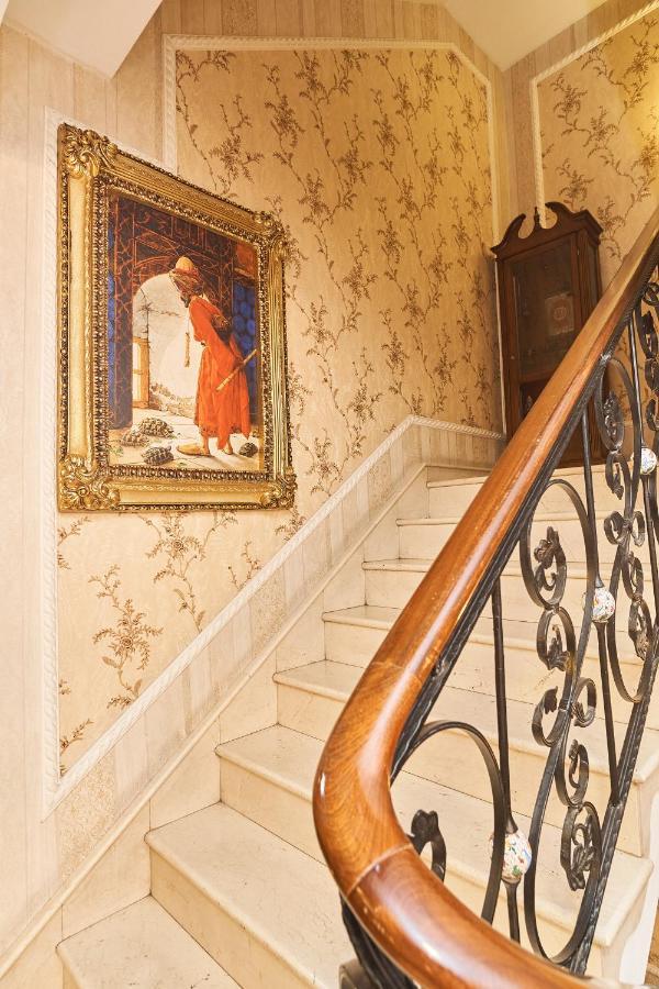 Hotel Western Empire Palace &