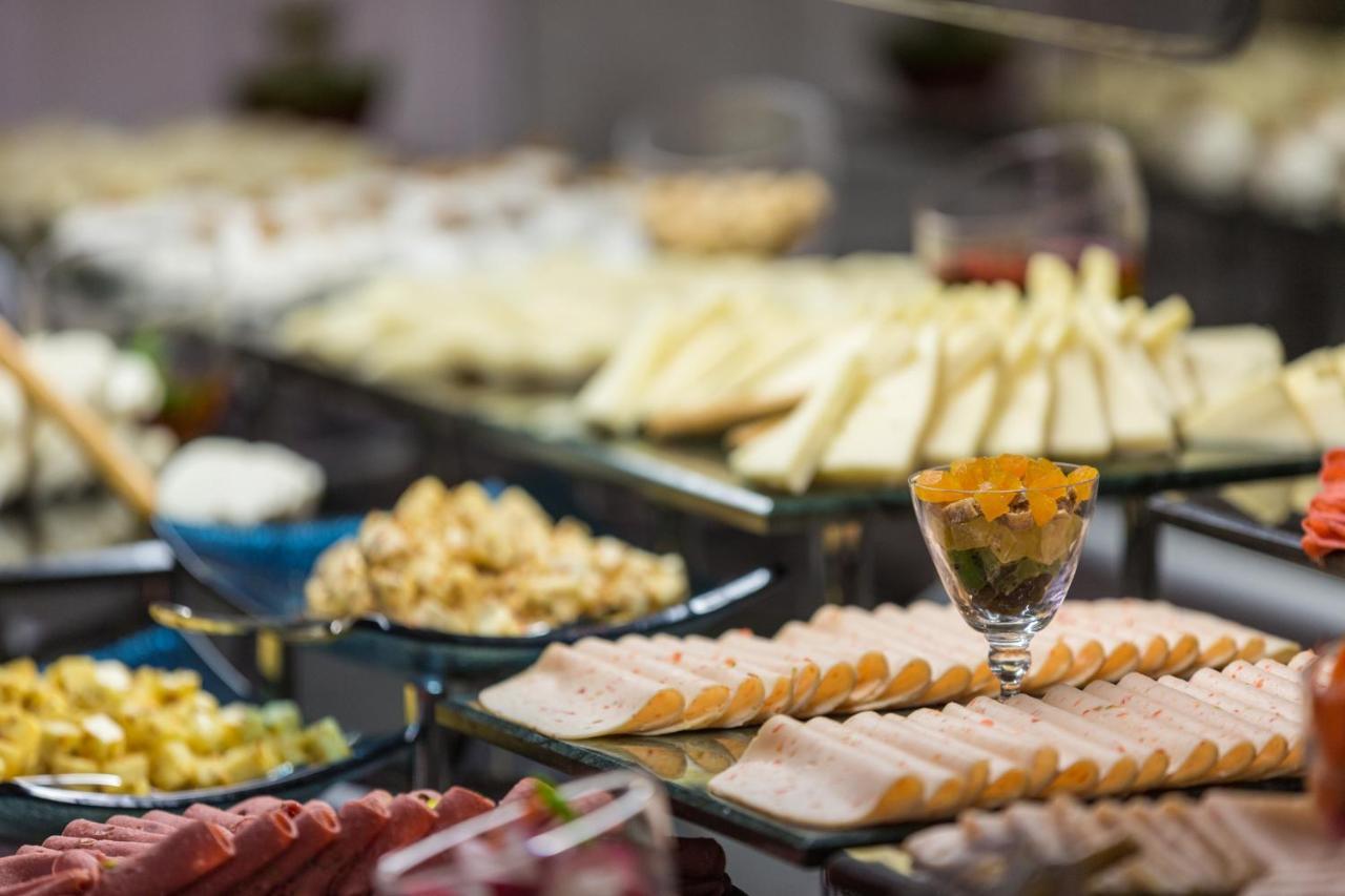 Hotel Metropolitan Taksim 4*