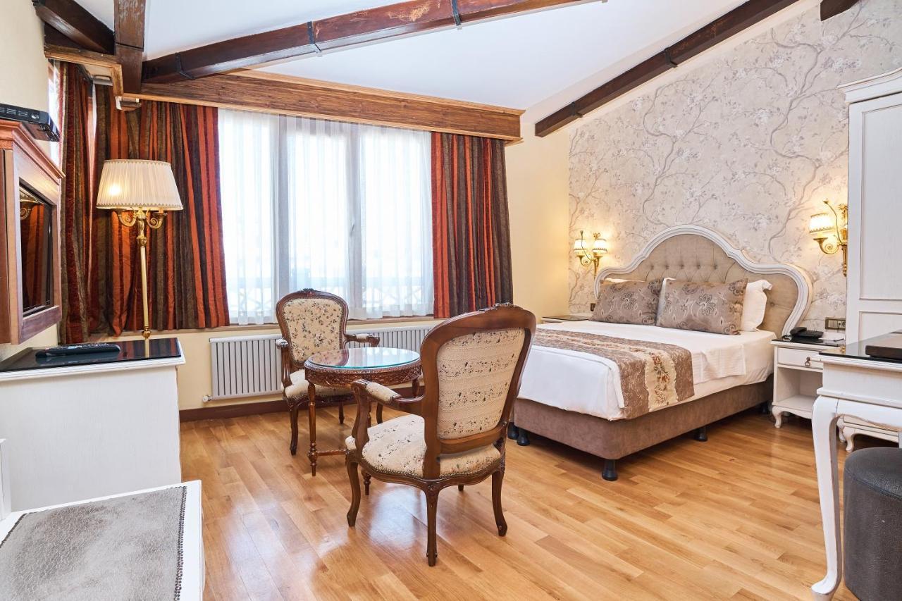 Hotel Western Empire Palace &